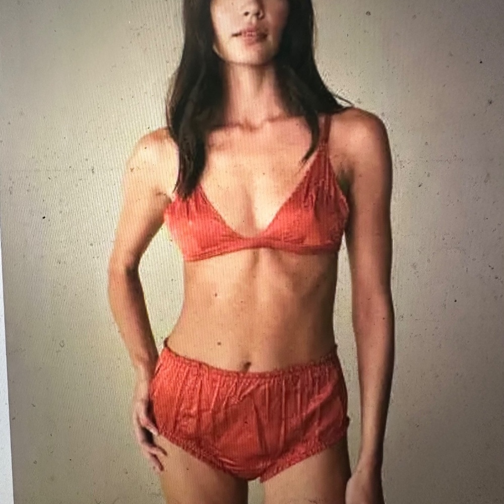 Doen Delicates Naomi Brief in Red Bud Size XXS NWT